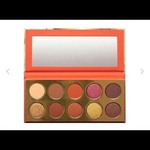 KKW Beauty SOOO FIRE Eyeshadow Palette